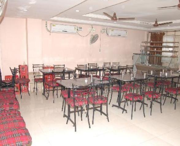 Hotel Maya Deluxe Haïdarabad Extérieur photo